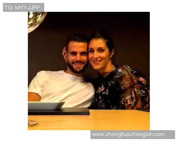 足球明星与女儿的甜蜜瞬间可爱照片大集合