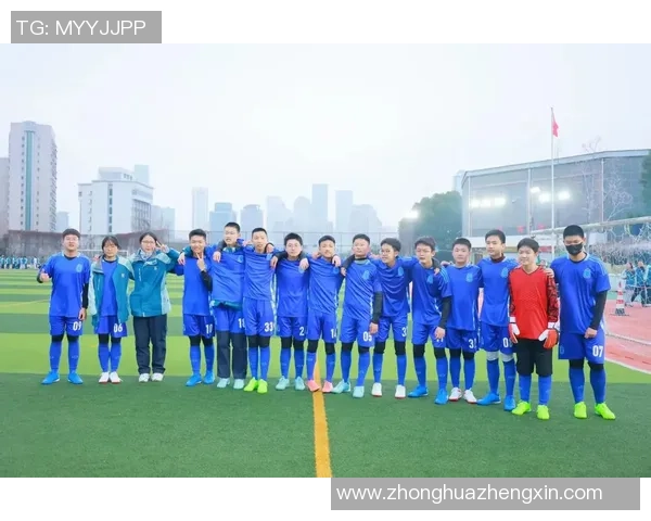 如何在活动中与足球明星合影并留下难忘的瞬间技巧分享